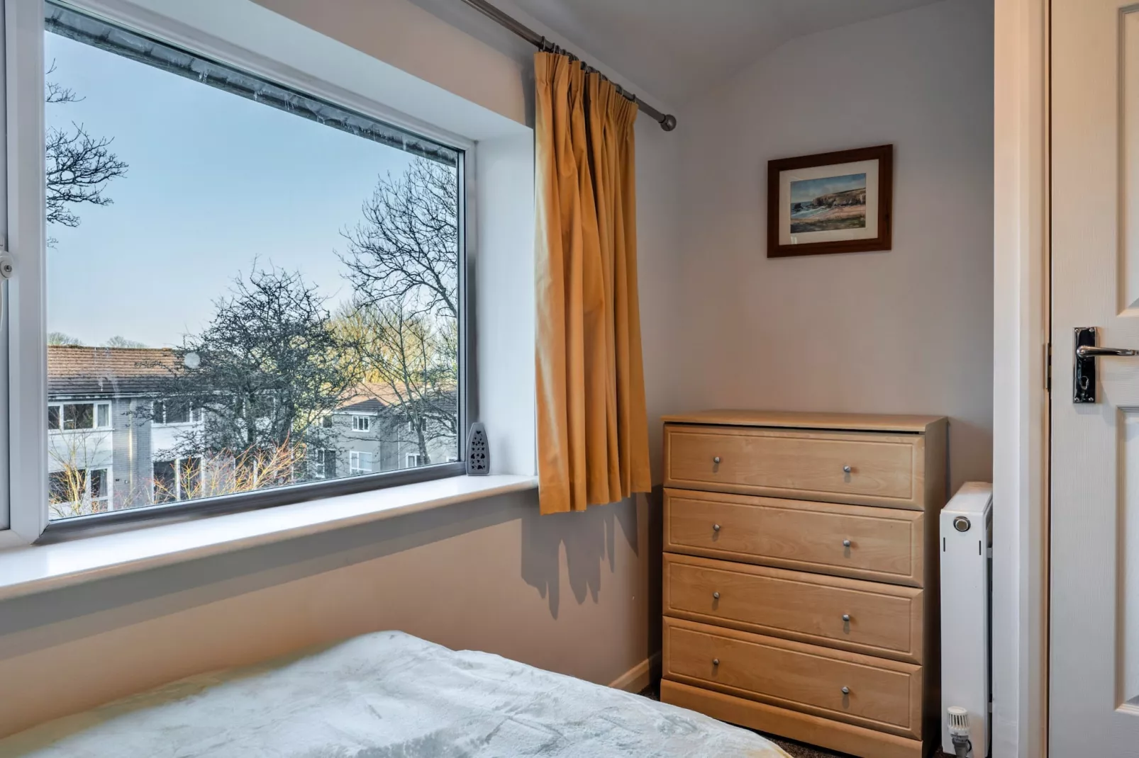 Carworgie Cottage-Bedroom