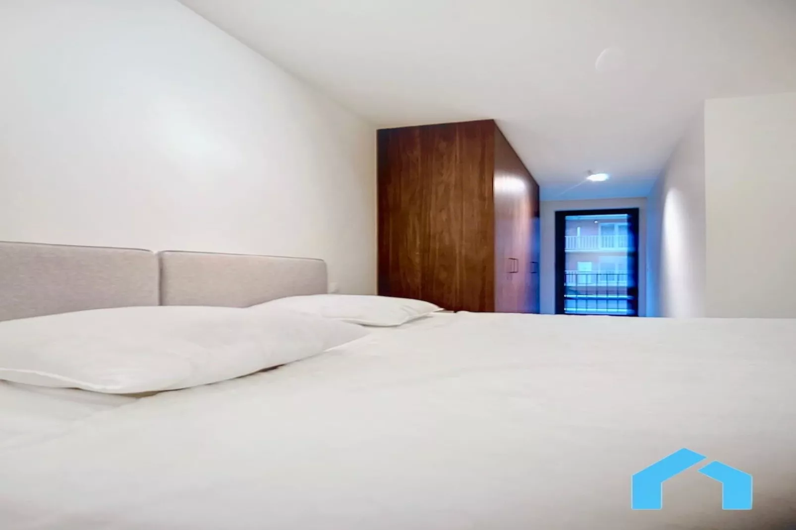 Emeraude 11-Bedroom