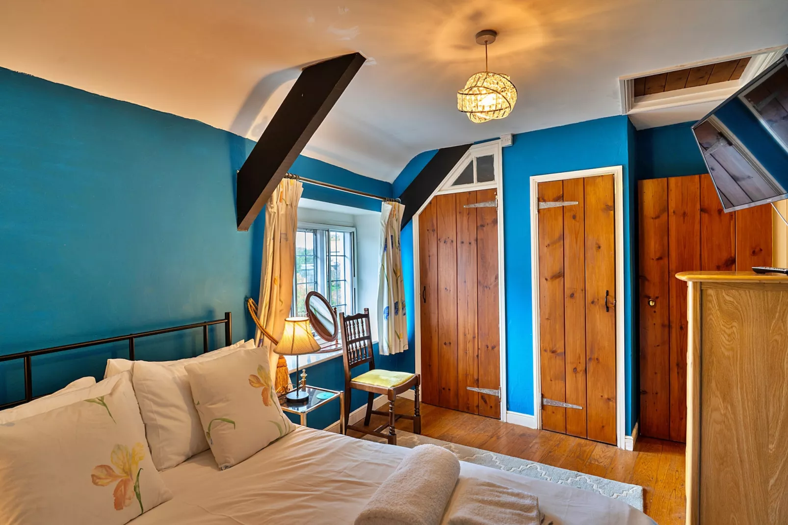 Clematis Cottage-Bedroom