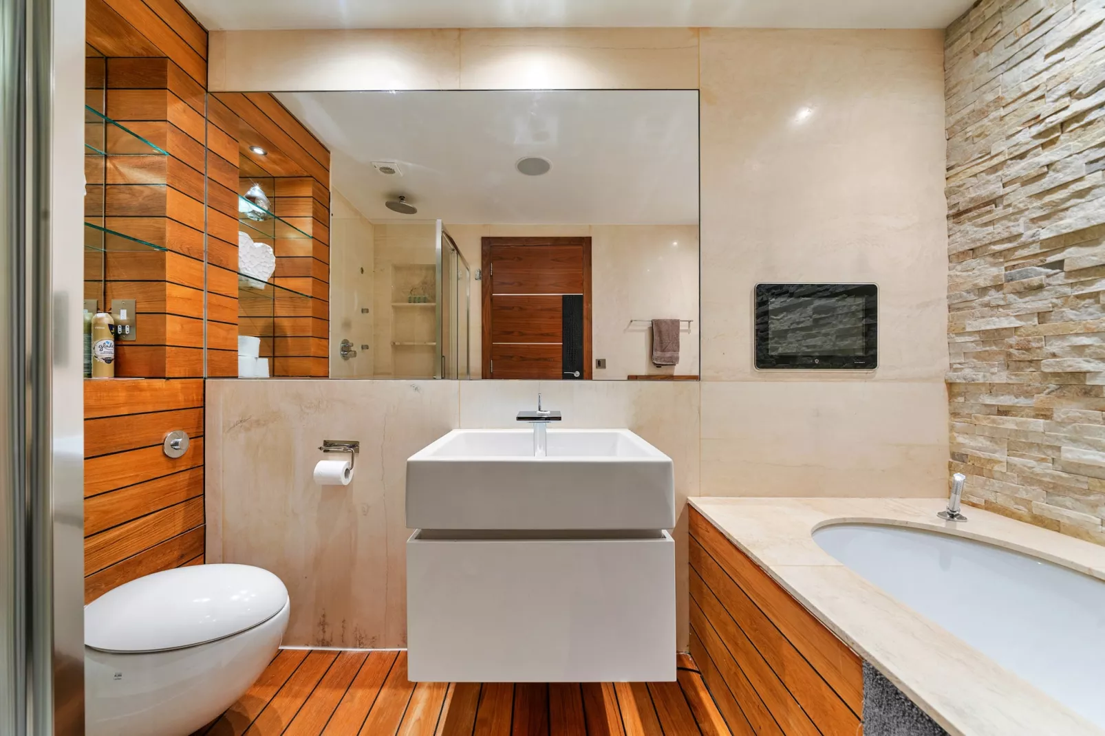 Kensington Residence-Bathroom