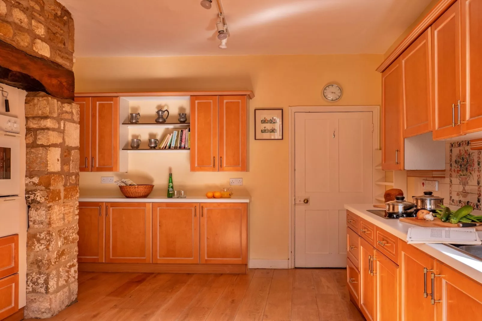 Lodge Cottage-Kitchen