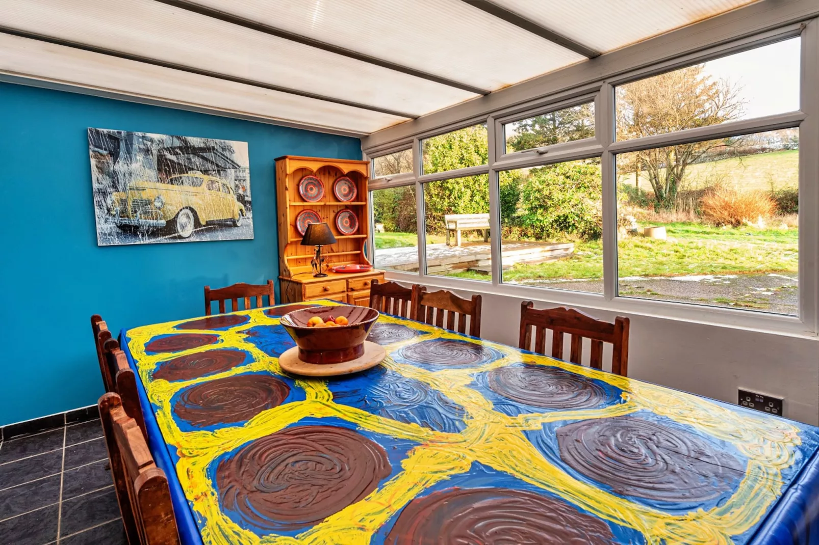 Ty Gwyn Hideaway-Dining room