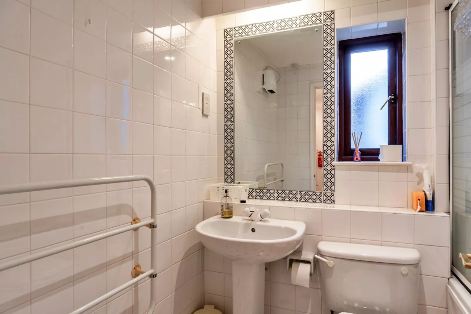 Tregenna Court-Bathroom