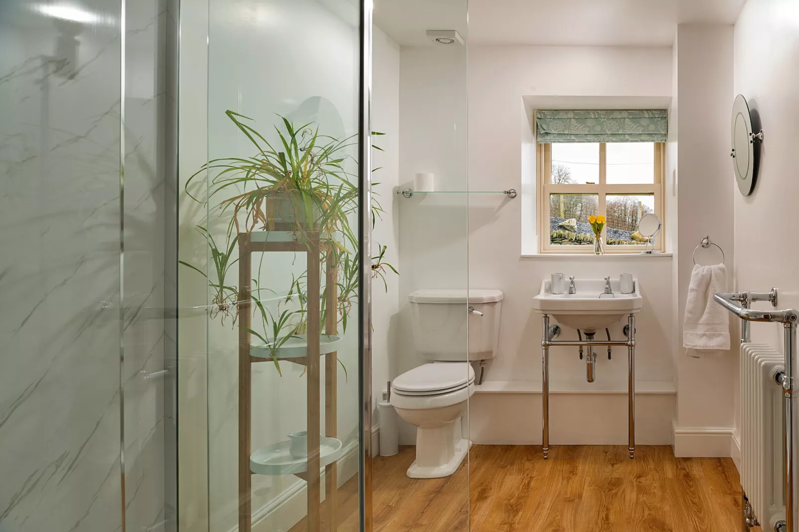 Moelis Barn-Bathroom