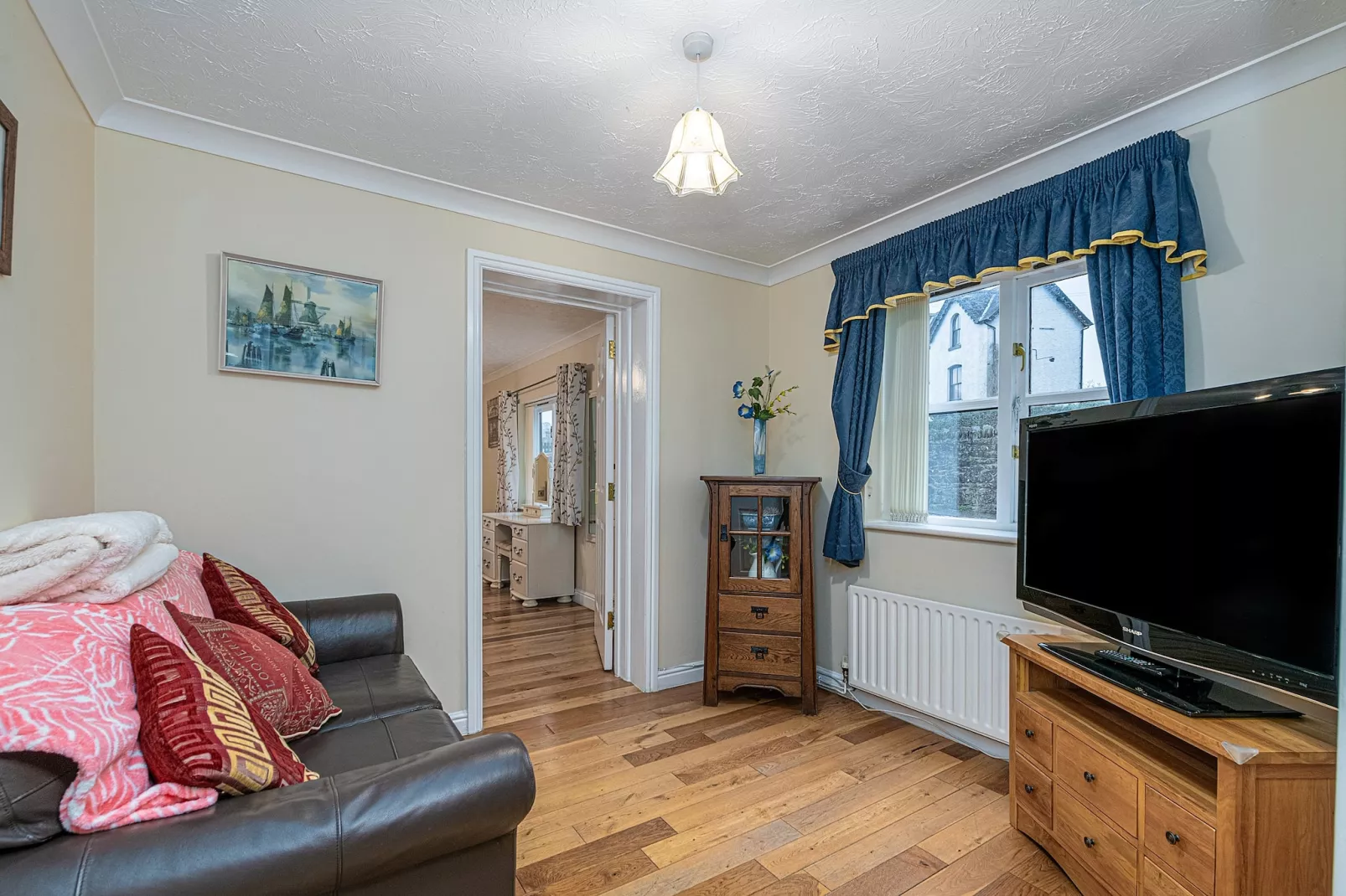 The Beeches-Living room