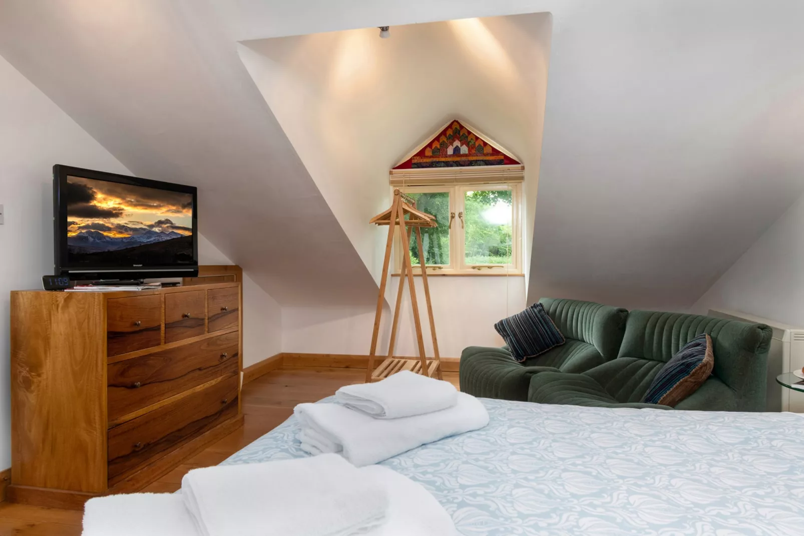 The Cottage-Bedroom