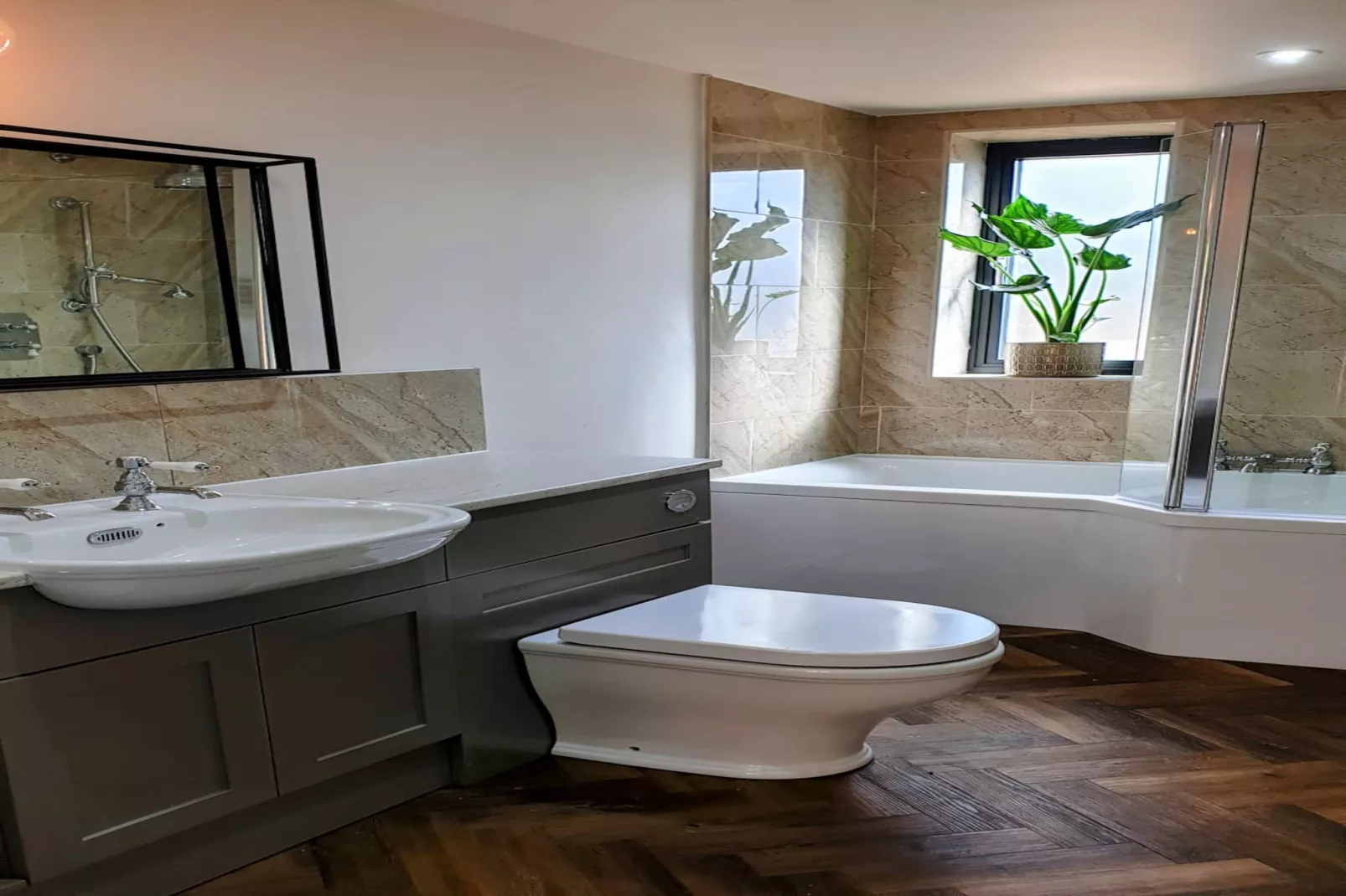 Blackbarn Wood-Bathroom