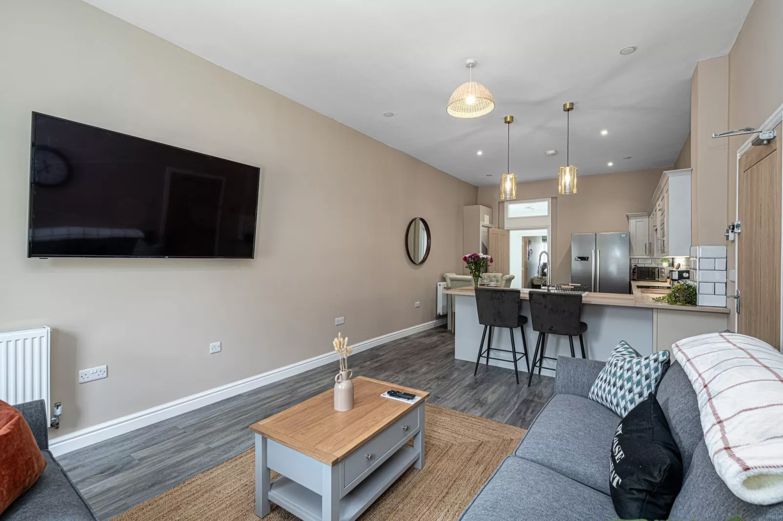 Peace Retreats Apartment - Pwllheli-Kitchen