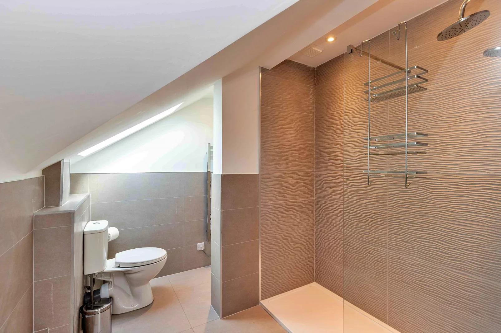 The Holt-Bathroom