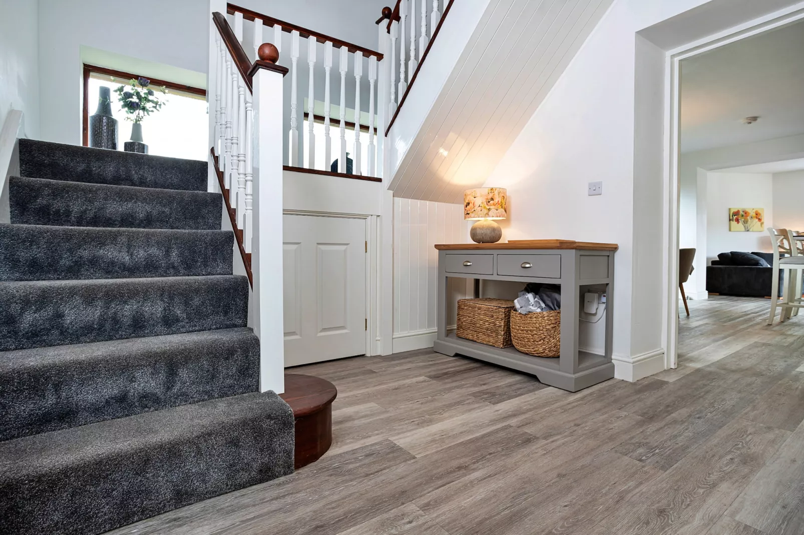 Quarry Lodge-Landing