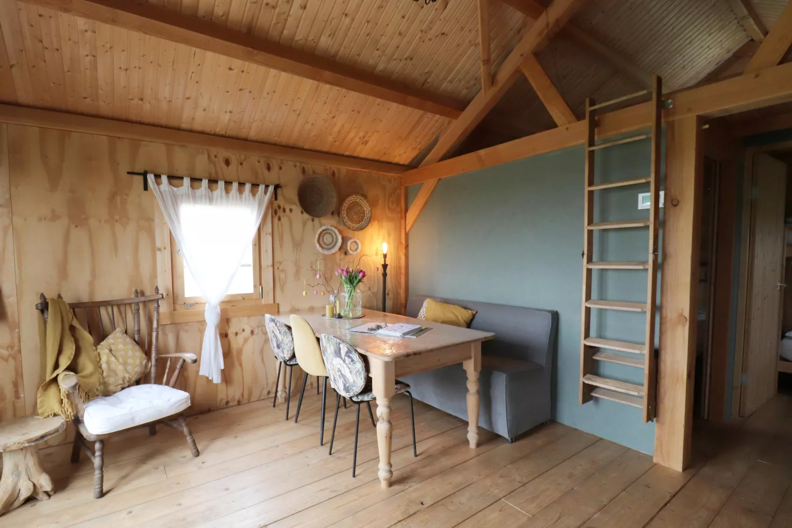 Grutto en Turleluur-Wohnzimmer