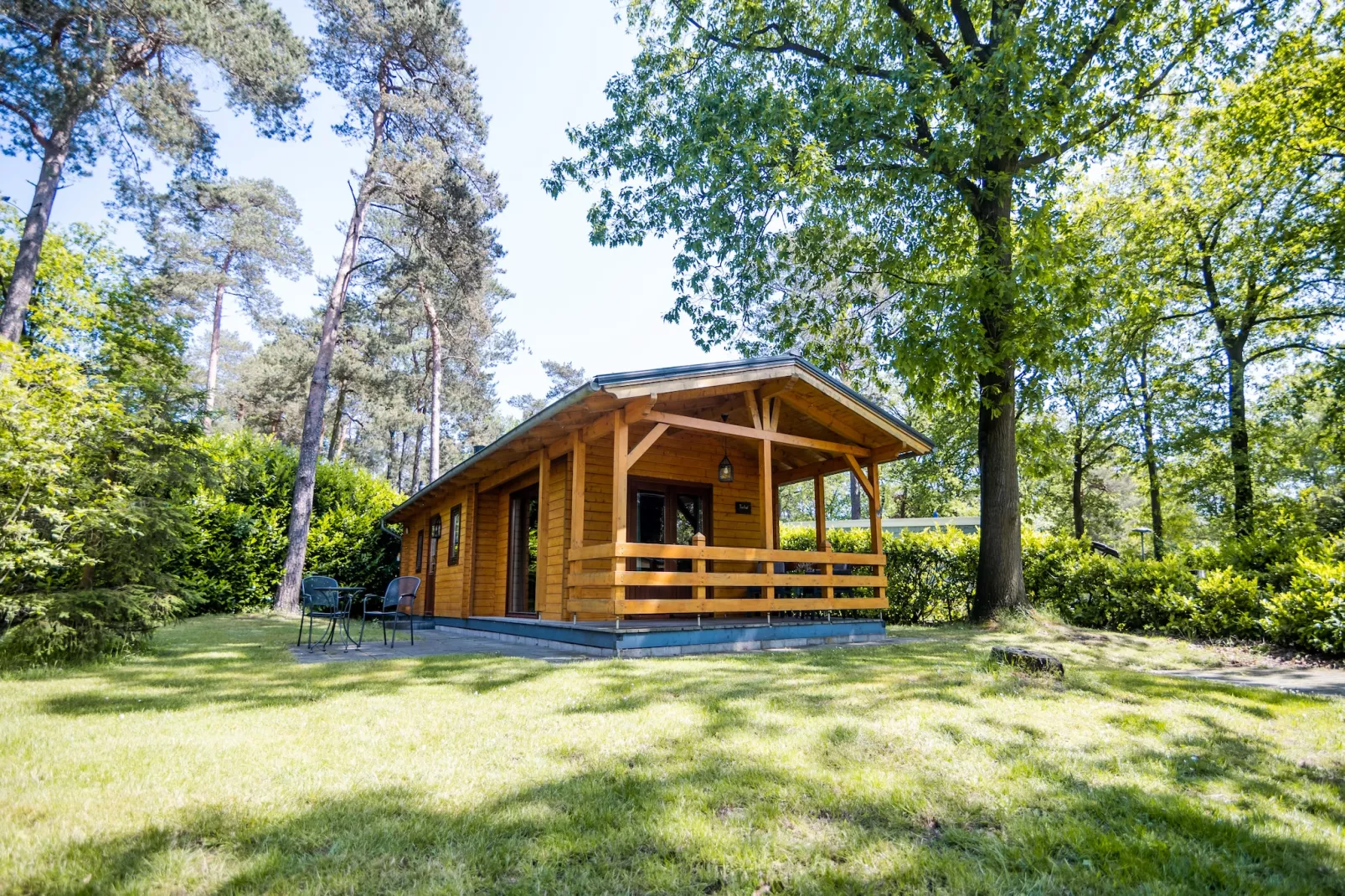 2-persoons wellness lodge-View summer