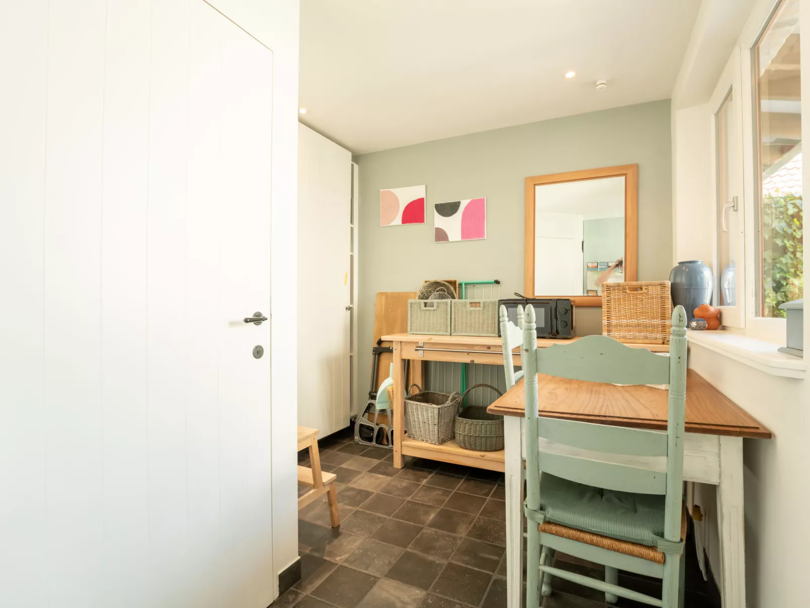 Gigi - quit and rustic cottage-Inside