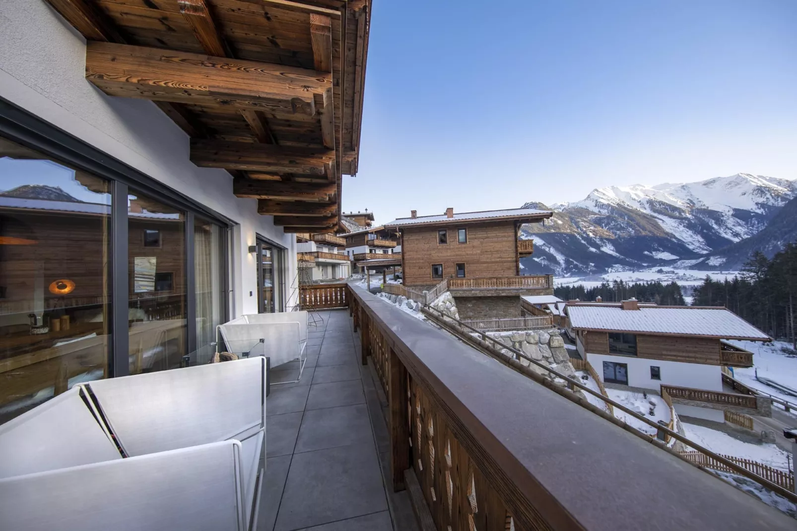 Nationalpark Chalet Grossschober-Terrace balcony