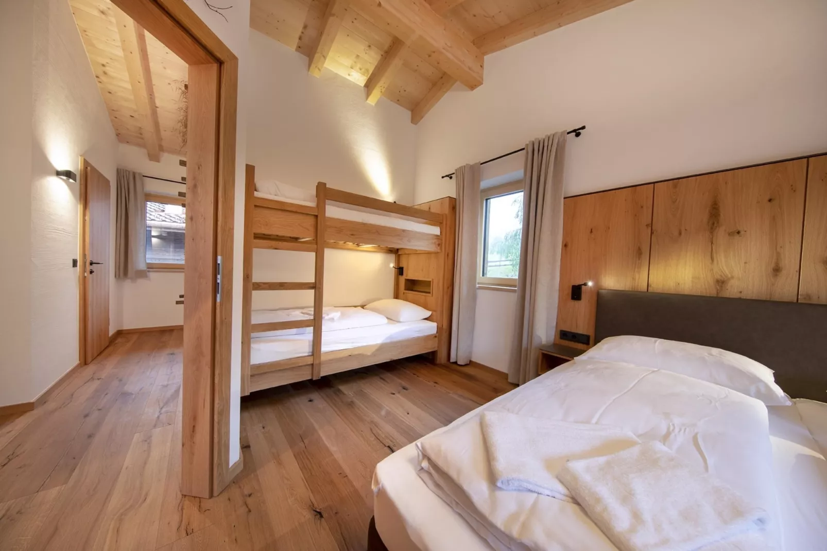 Nationalpark Chalet Kreuzspitze-Bedroom