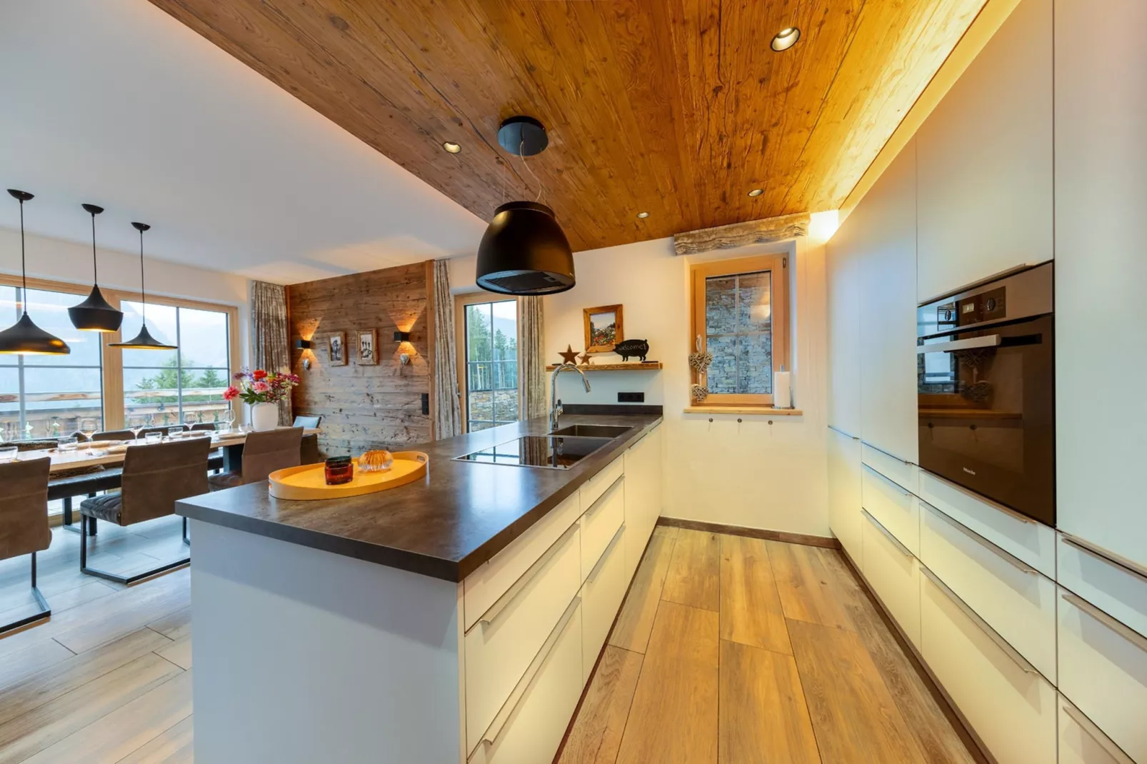 Nationalpark Chalet Schlieferspitze-Kitchen