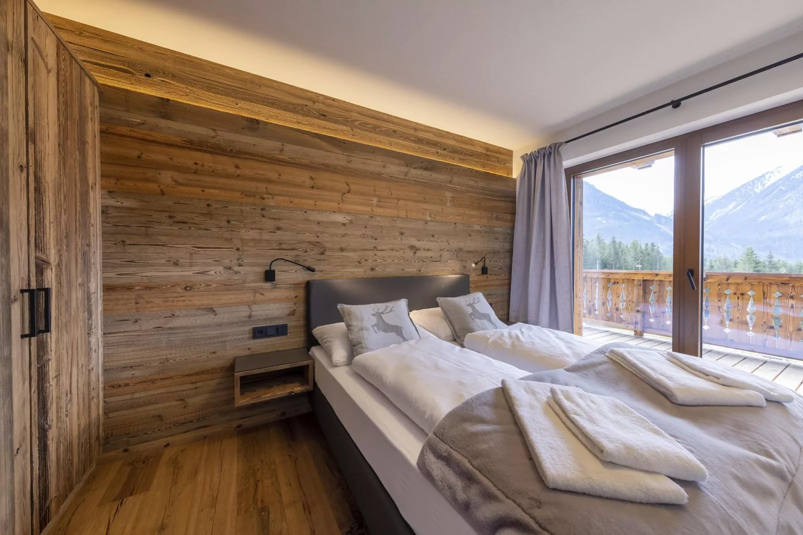 Nationalpark Chalet Hoher Sonnblick-Bedroom