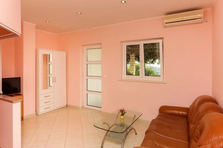 Apartments Villa Dubrovnik- Superior Studio Apartment with Terrace and Sea View-Indoor