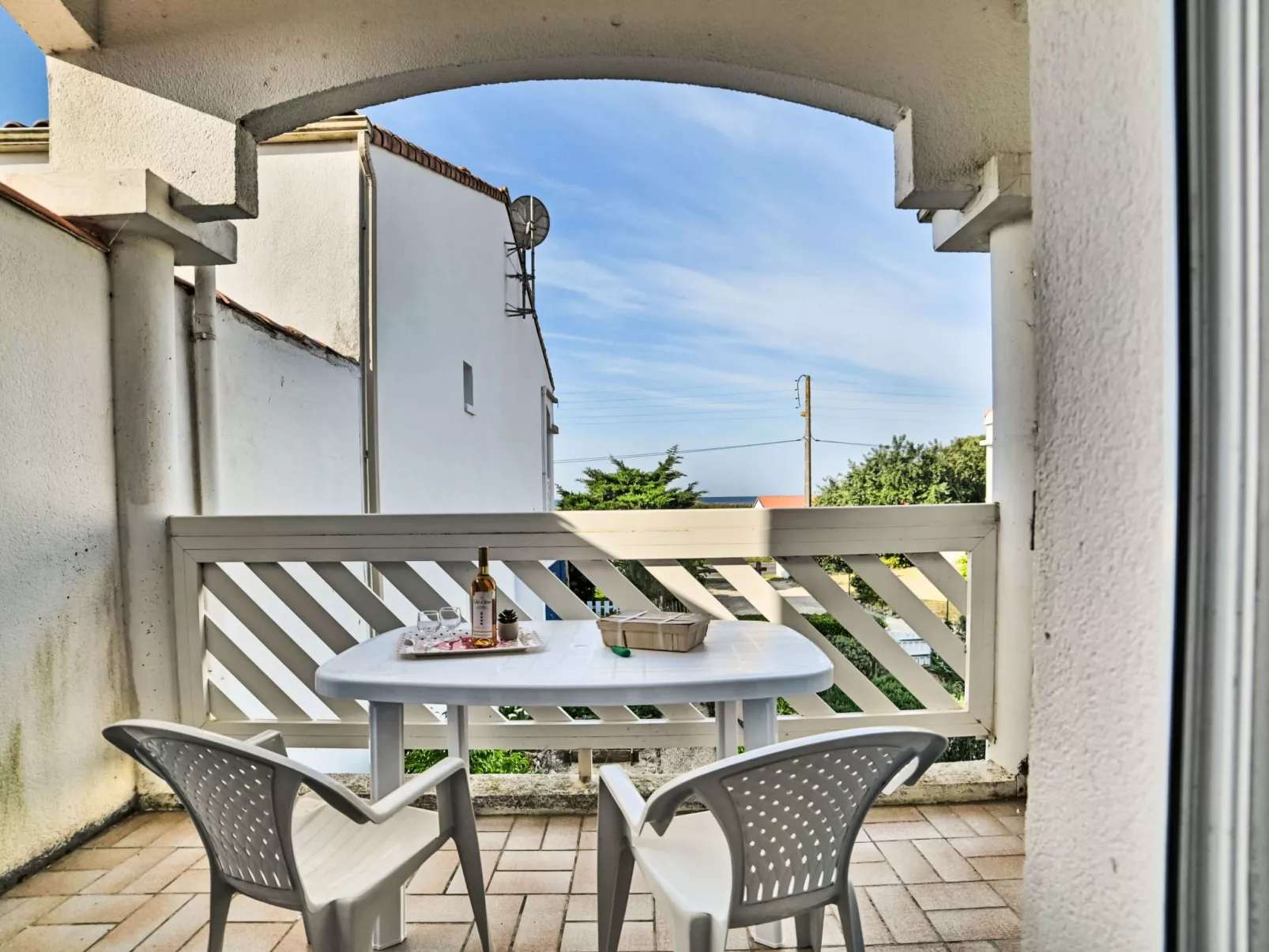 Les Terrasses 3-Outside