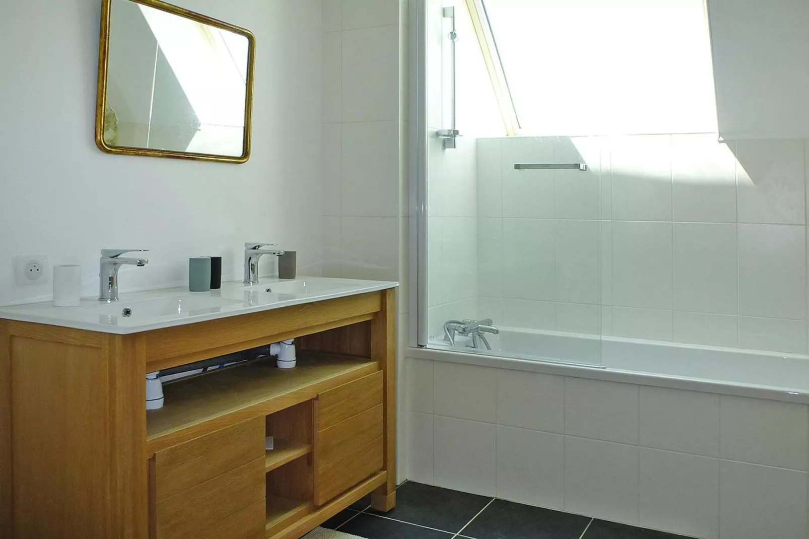 Holiday home Plougasnou-Bathroom