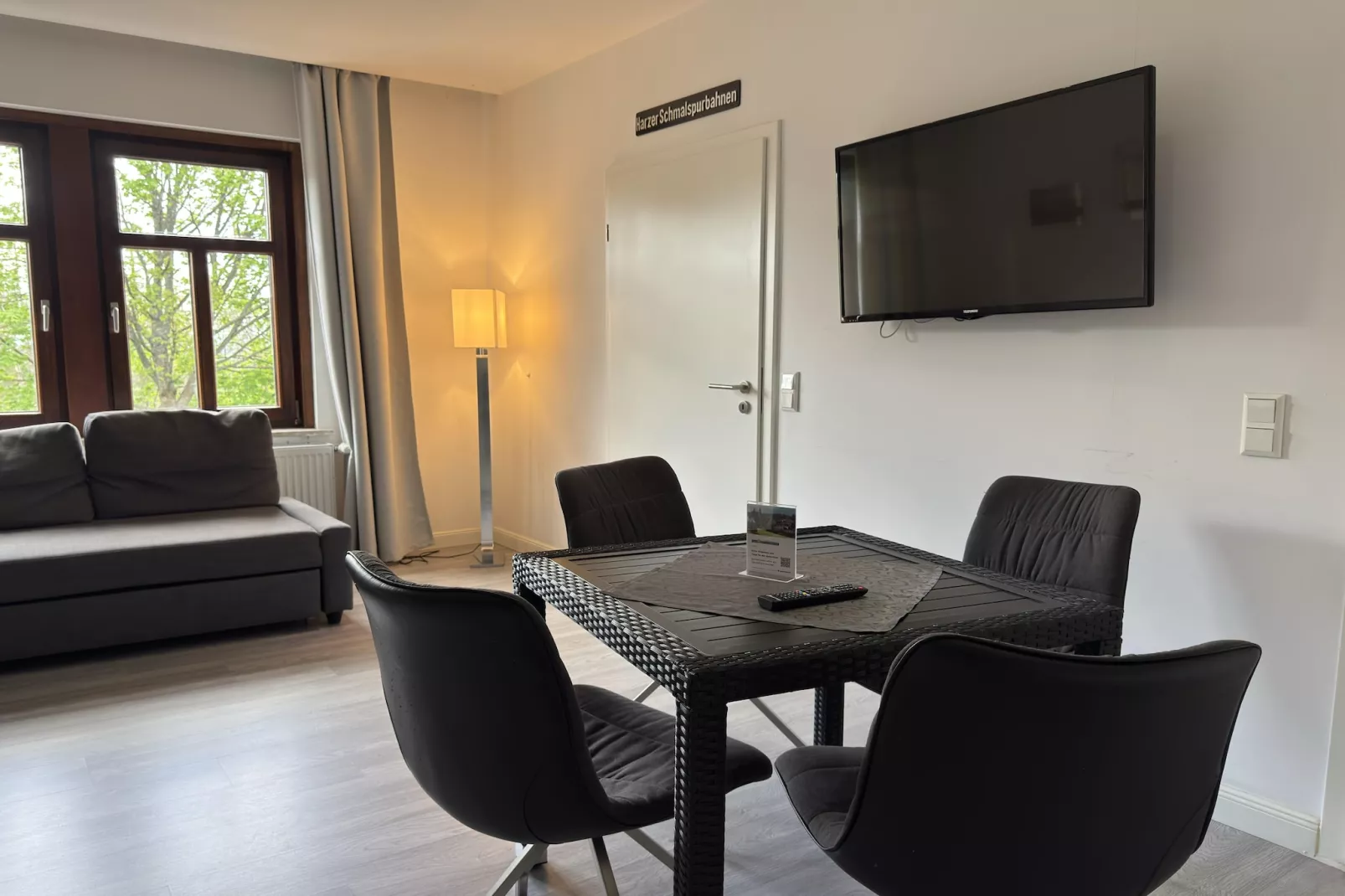 Apartment im alten Bahnhof-Living room