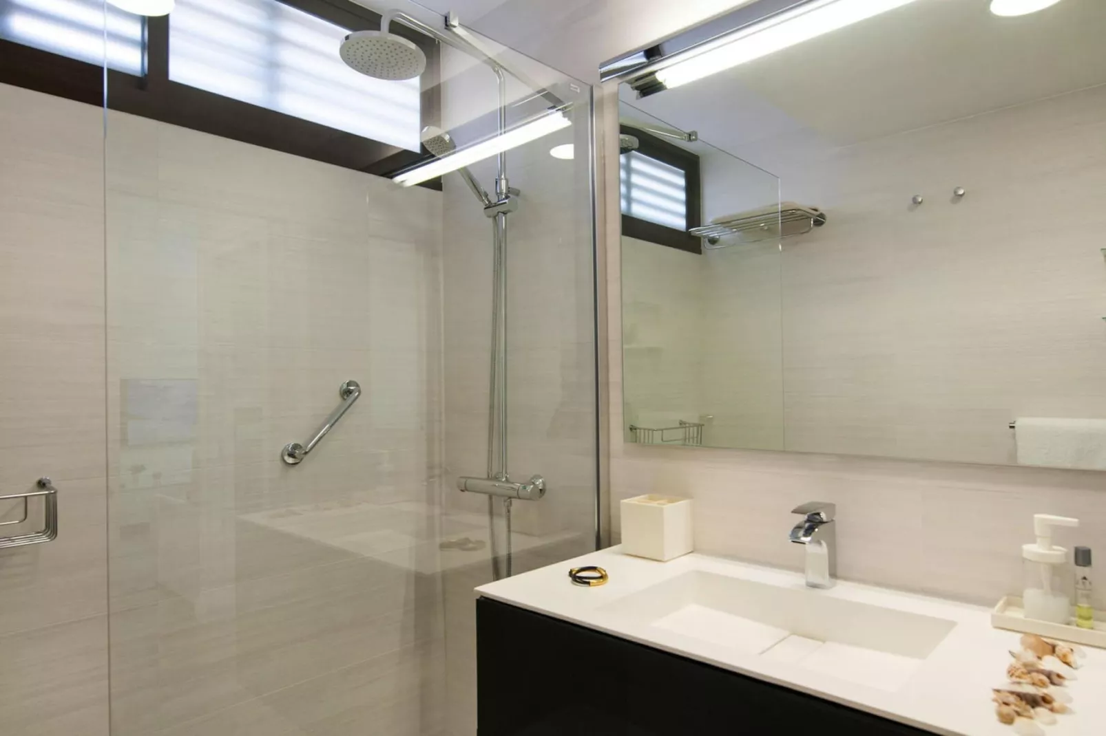 Apartamento de Playa Siesta 21 San Augustin - 2 Pax-Bathroom