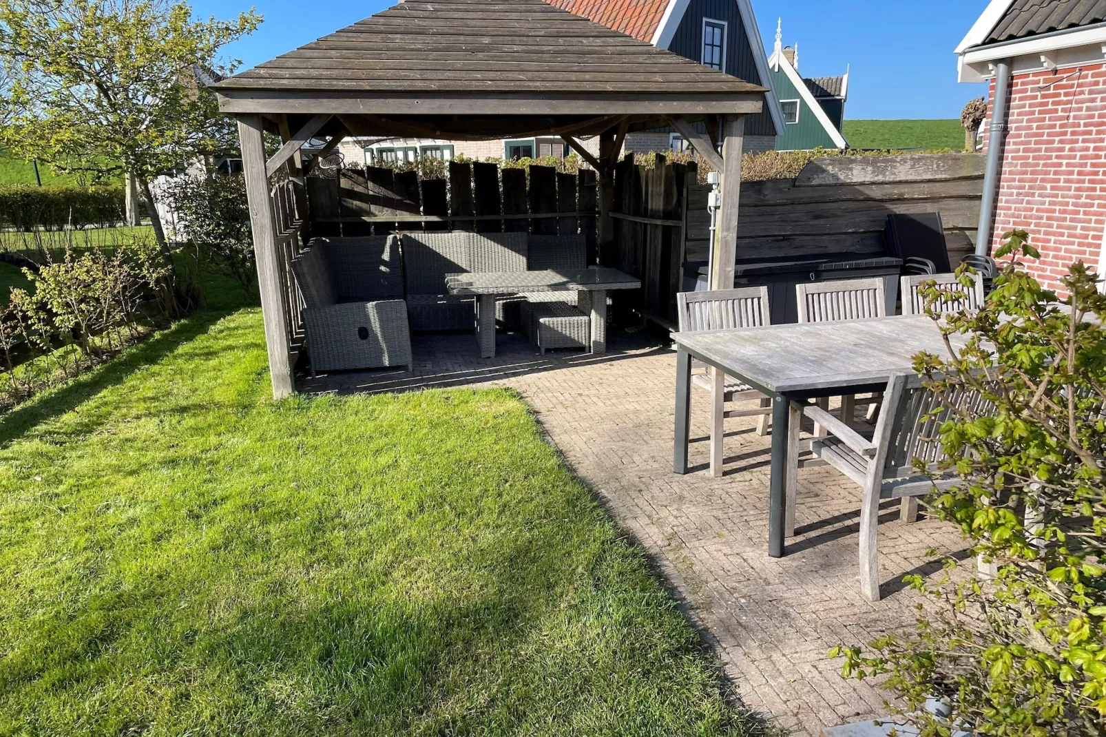 Recreatiepark Wiringherlant - Villa 14-Balcon-terrasse