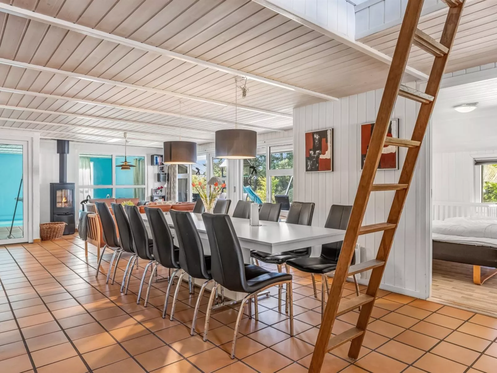 "Livni" - 3.8km from the sea-Inside