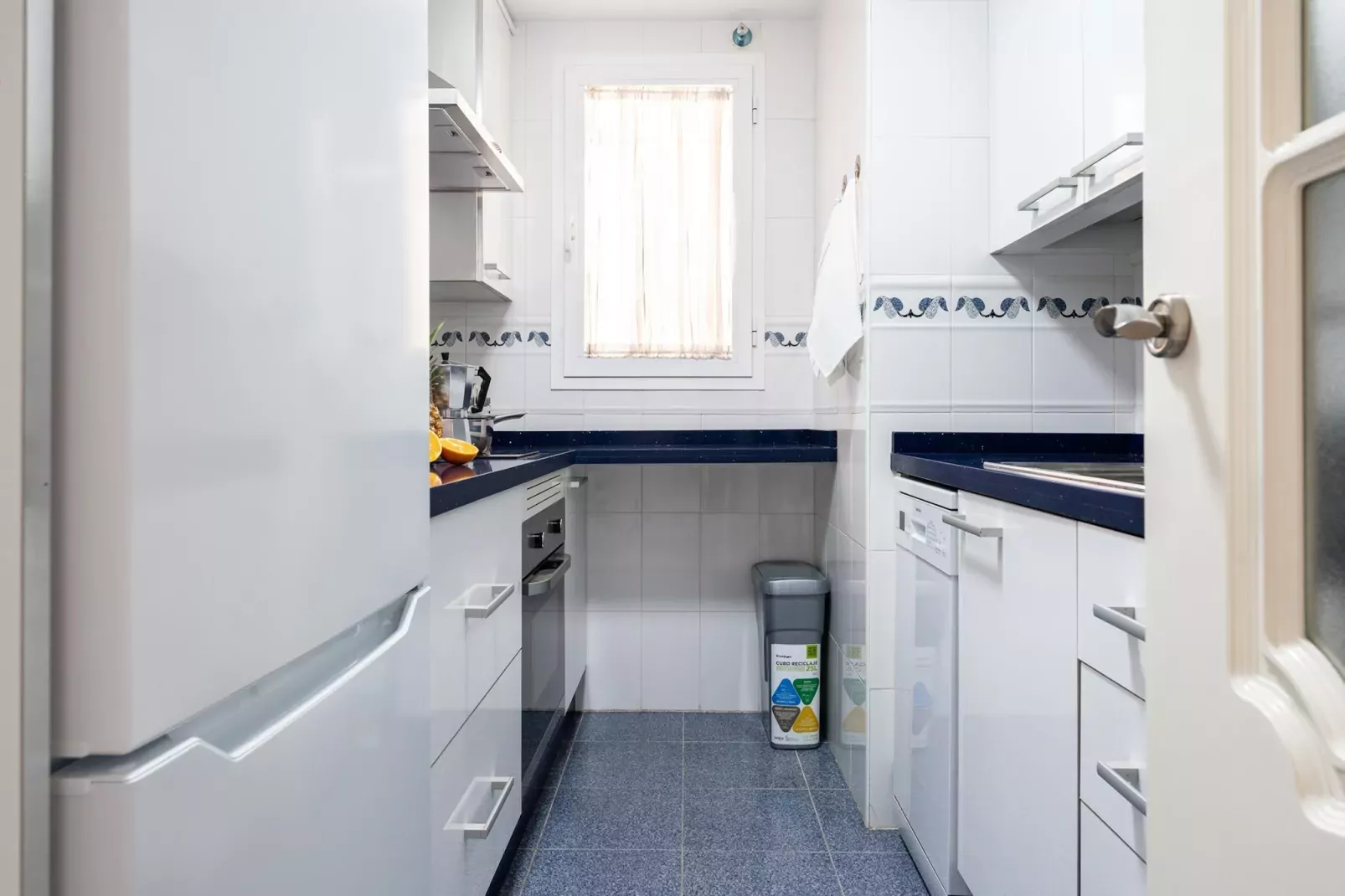 CT 291 - Faro's Boliches Beach for 4-Kitchen
