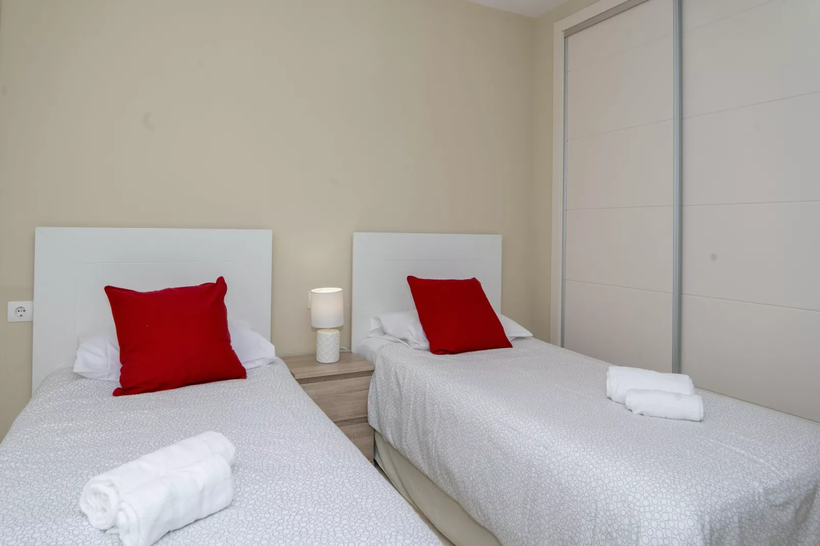 Golf Deluxe-Bedroom