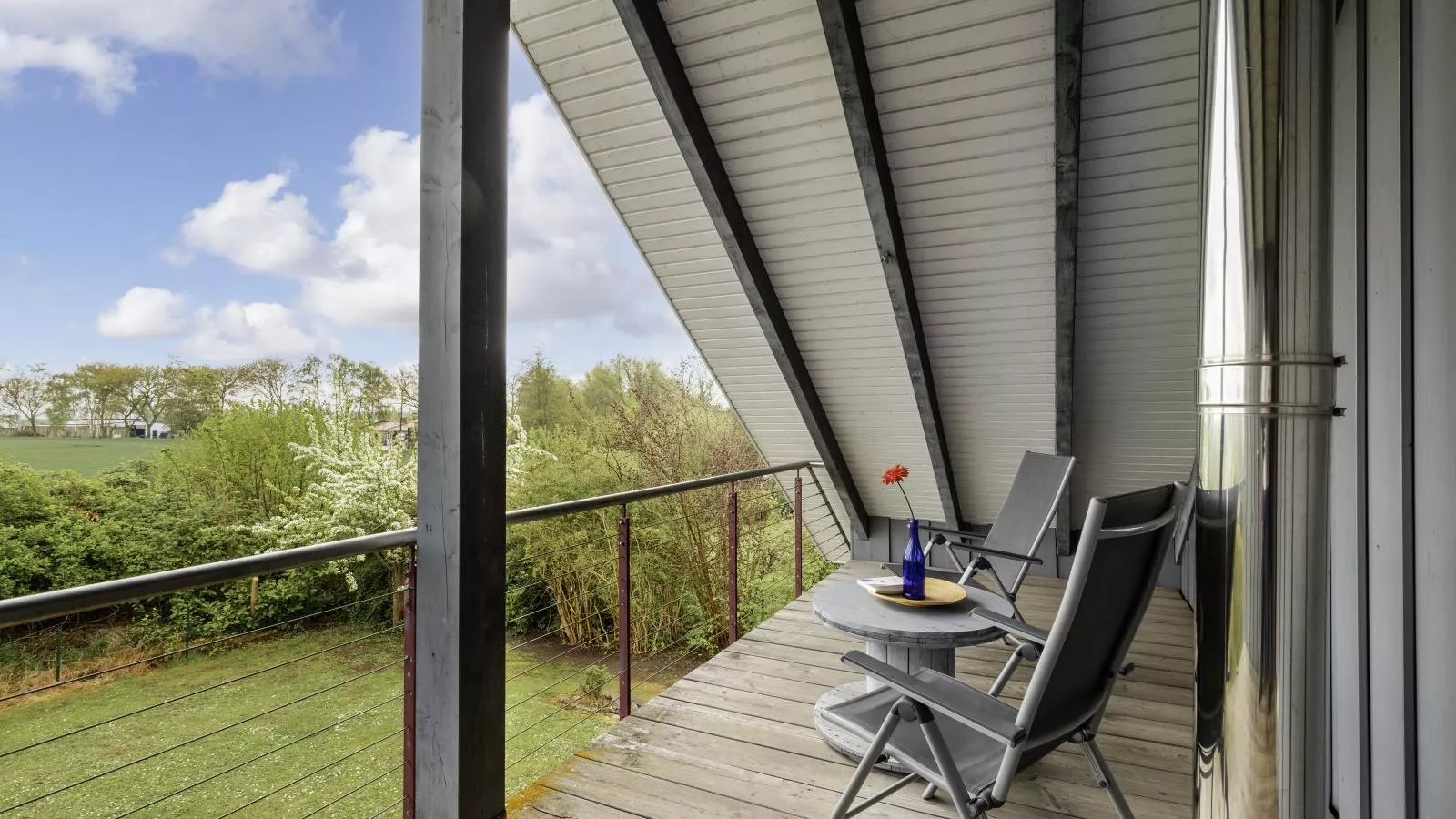 Seestrasse 35-Terrace balcony