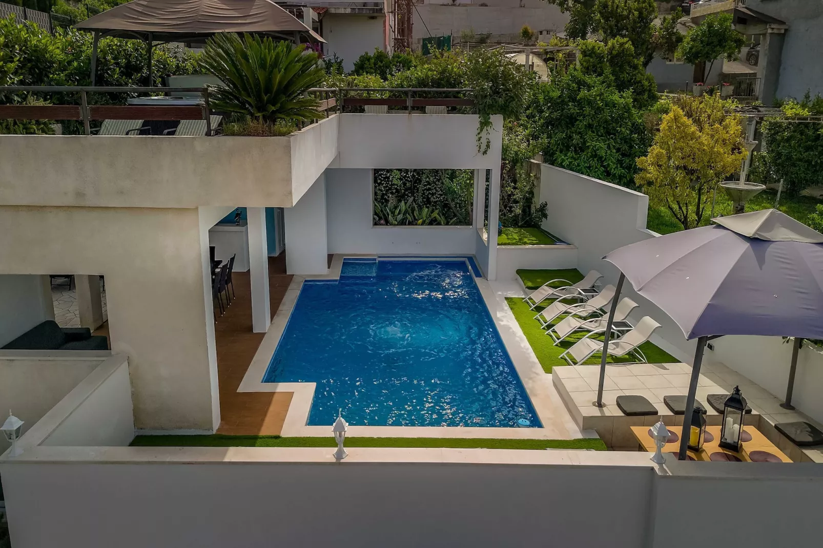 Villa Luciana Residence - Five-Bedroom Villa with Two Pools and Spa Center-Außenbereich