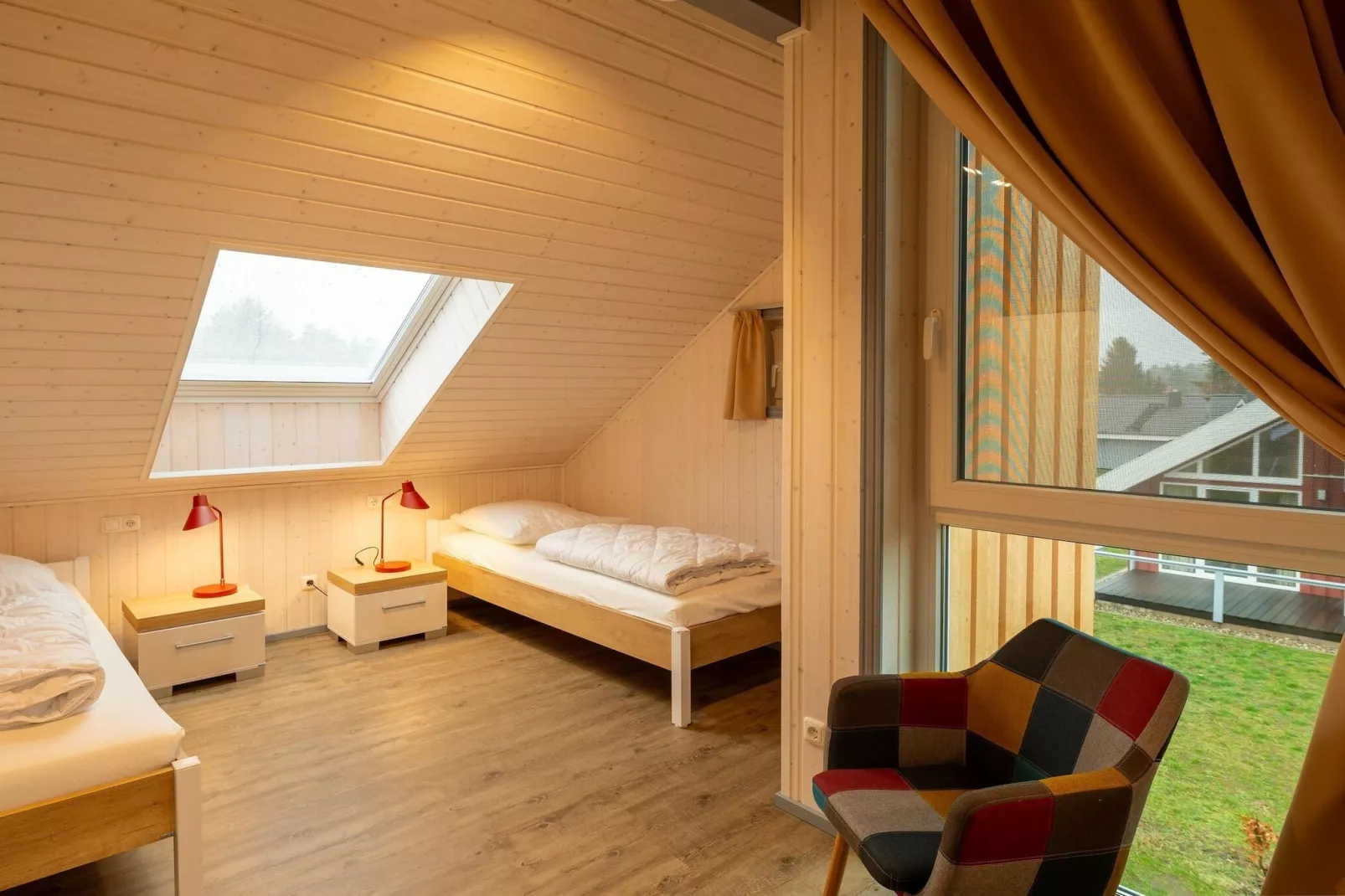 Schwan 307-Bedroom
