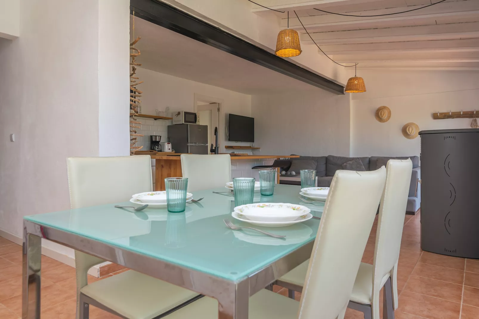 Son Blau-Dining room
