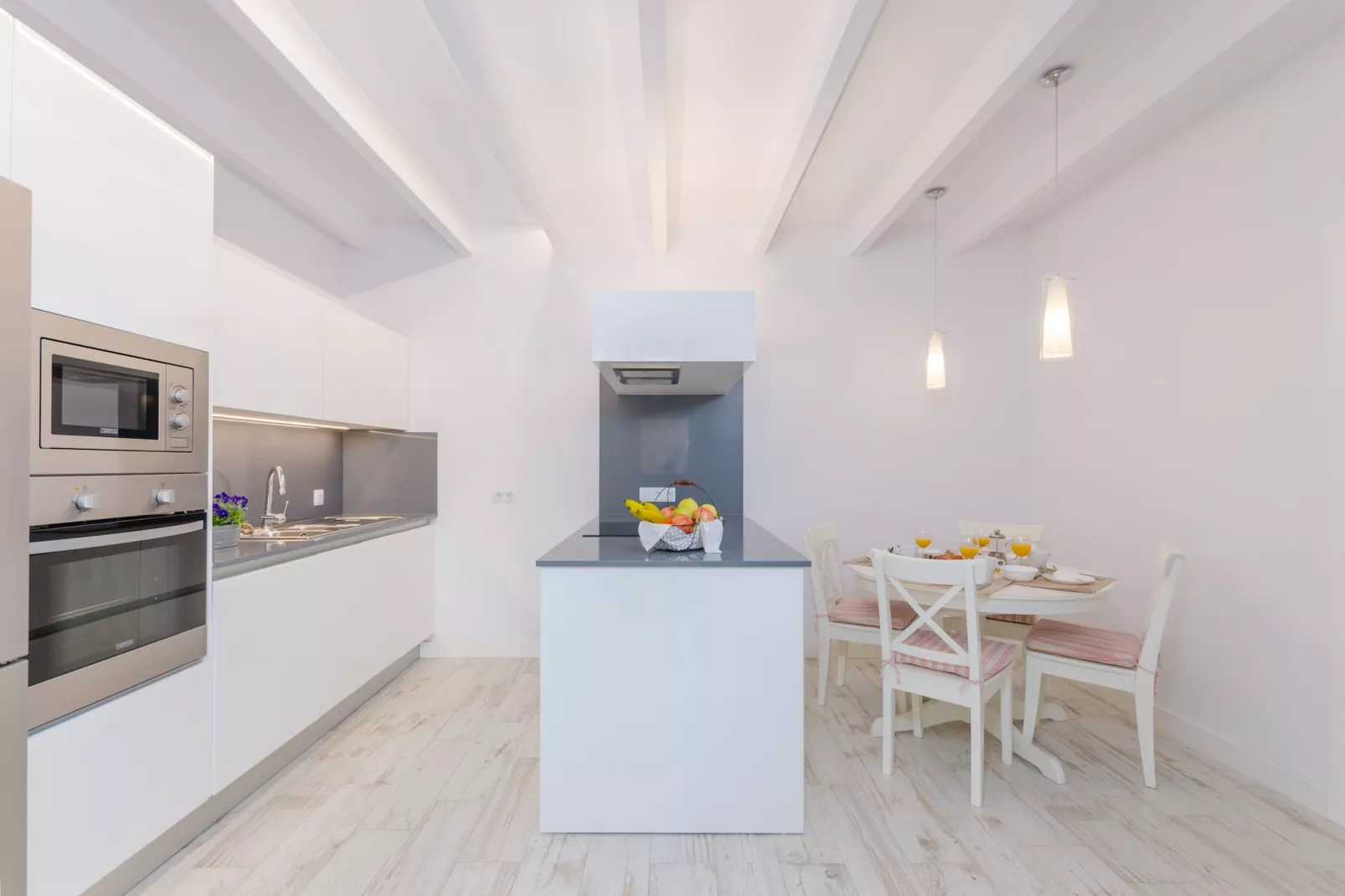 Es Reco-Kitchen