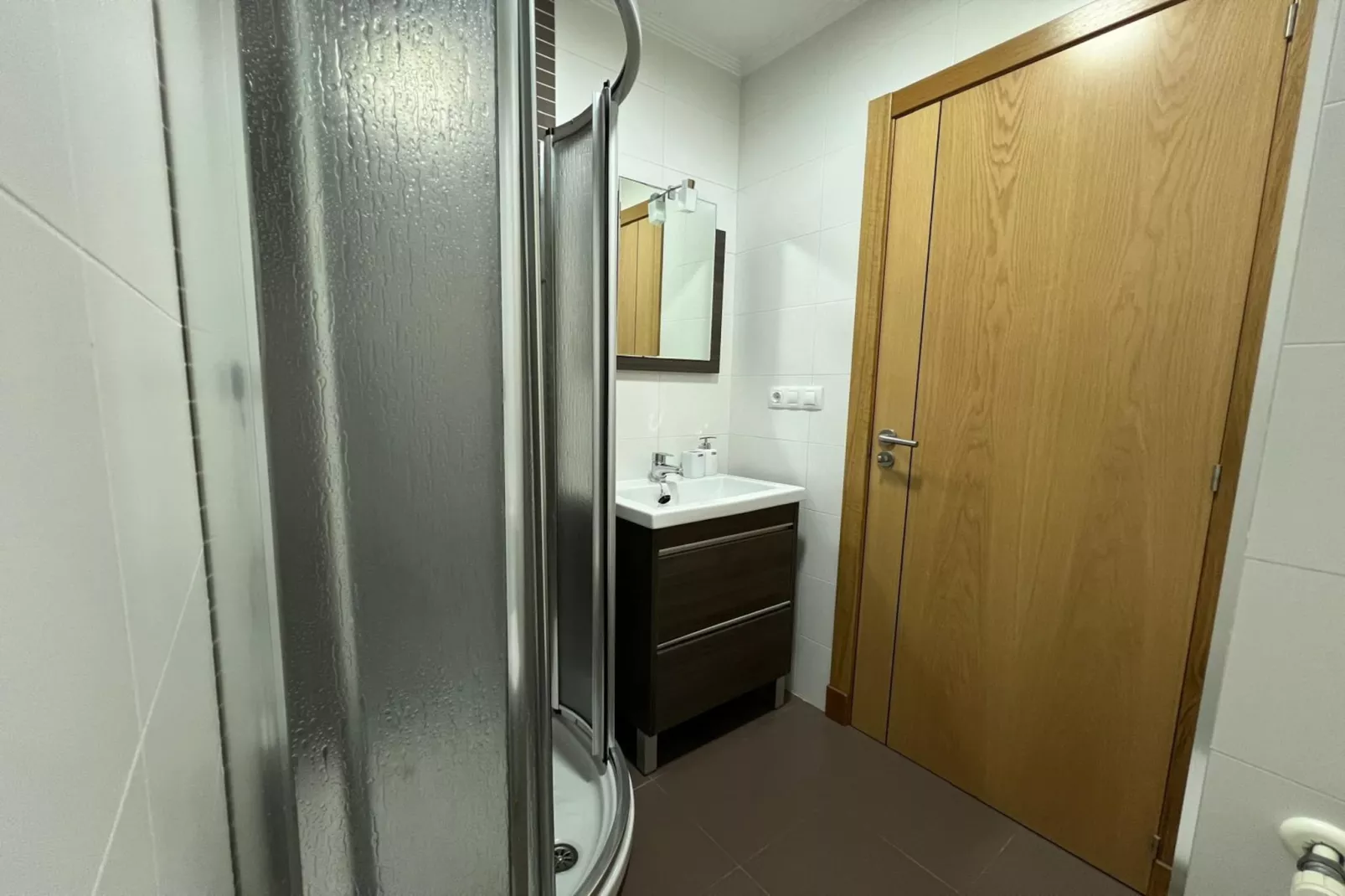 YourHouse Lagoa-Bathroom