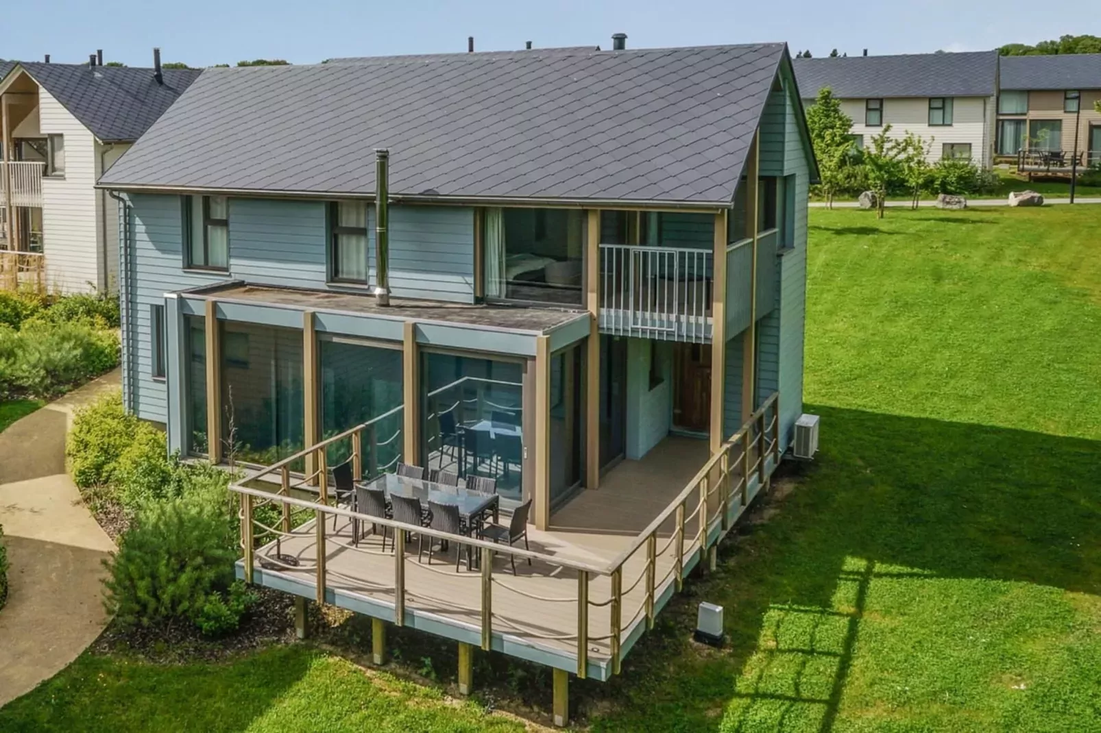 8 persons - 4 rooms 130m² without sauna-Extérieur été