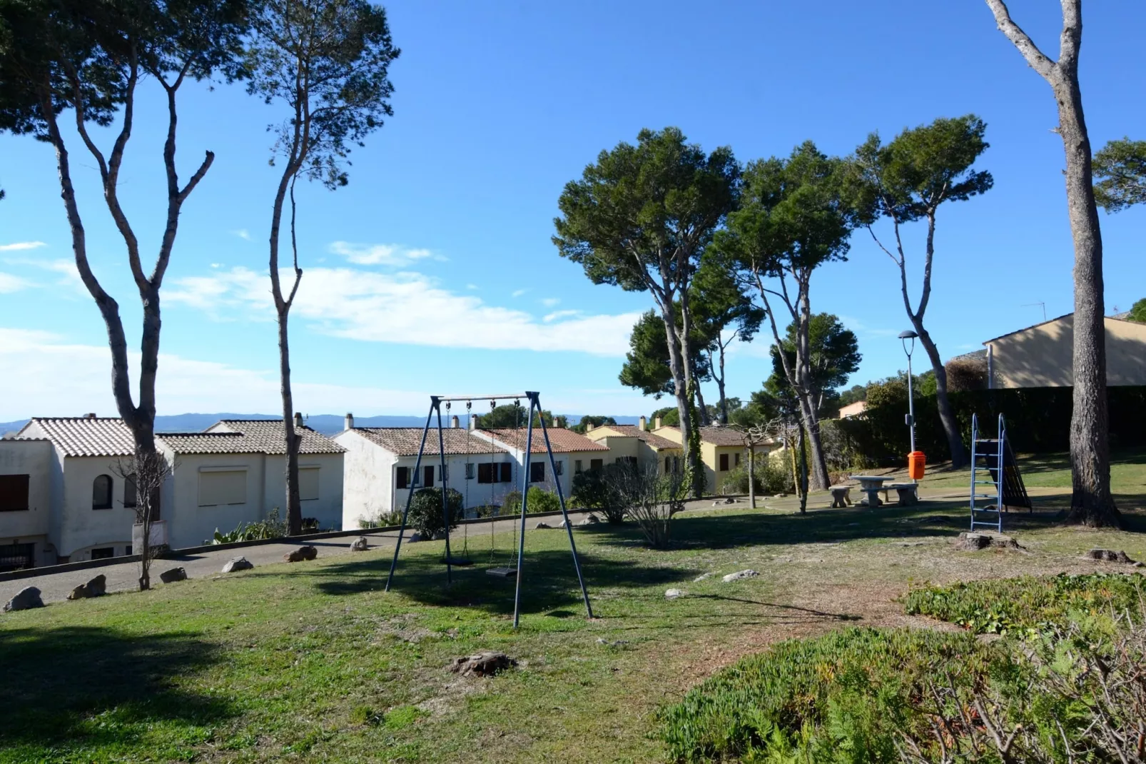 ATENES 12-Outdoor