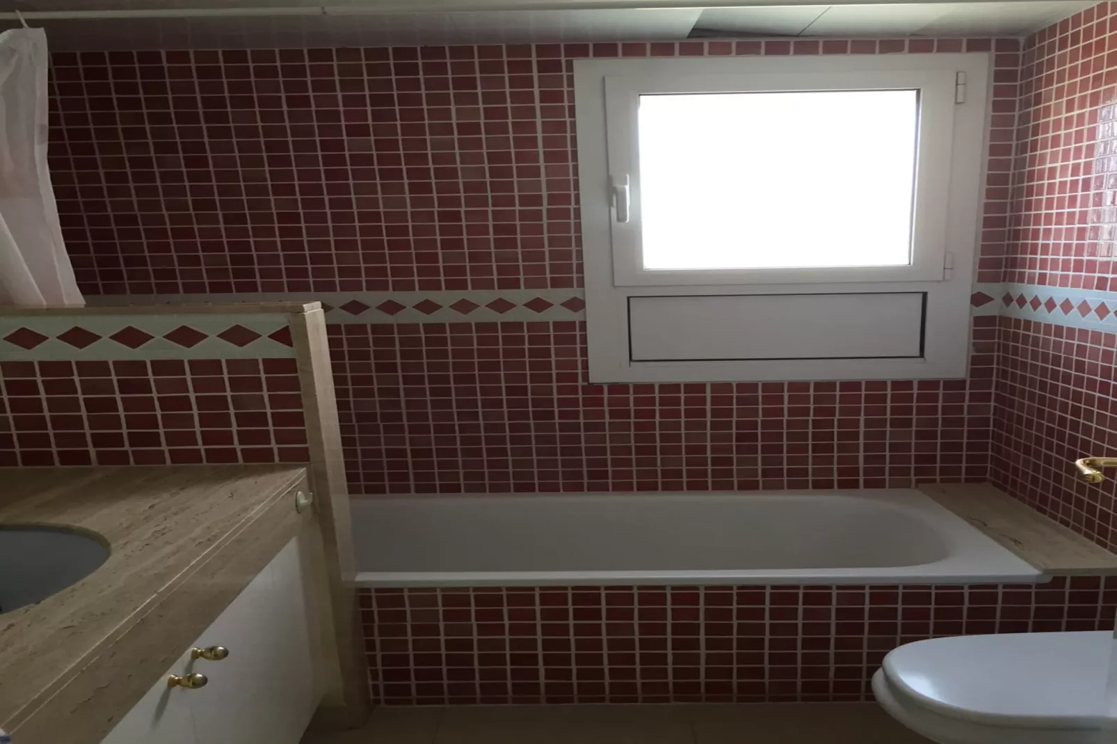 BRISES DEL MAR 3-3-Bathroom