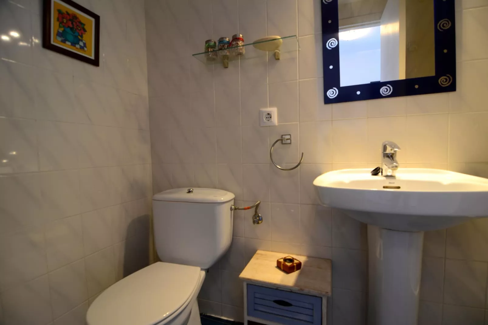 MANUREVA VII 2-A-Bathroom