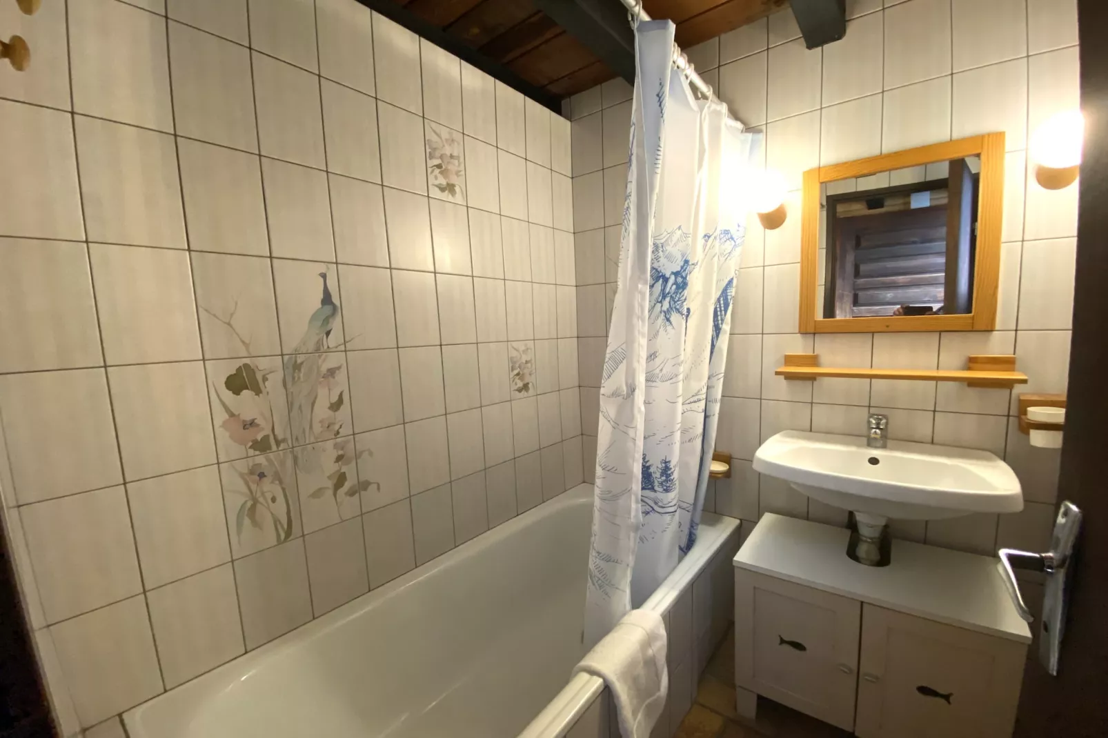 LA POMME DE PIN 1  Appartement avec terrasse-Bathroom