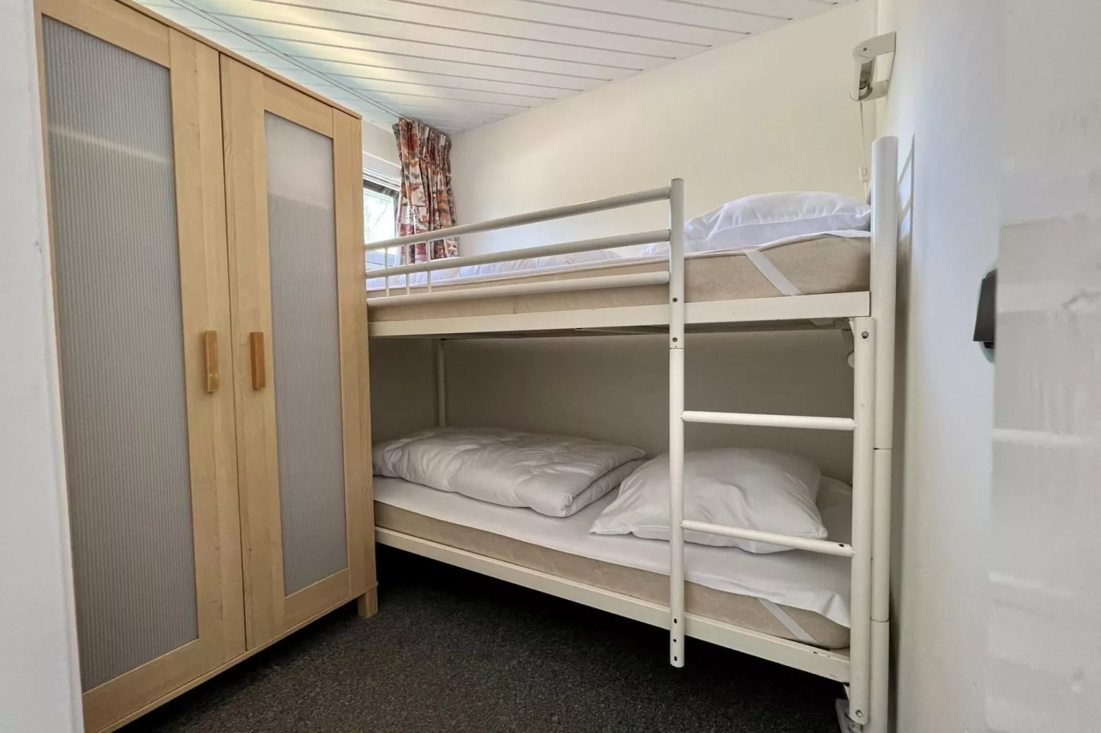 De Schelp 21-Bedroom