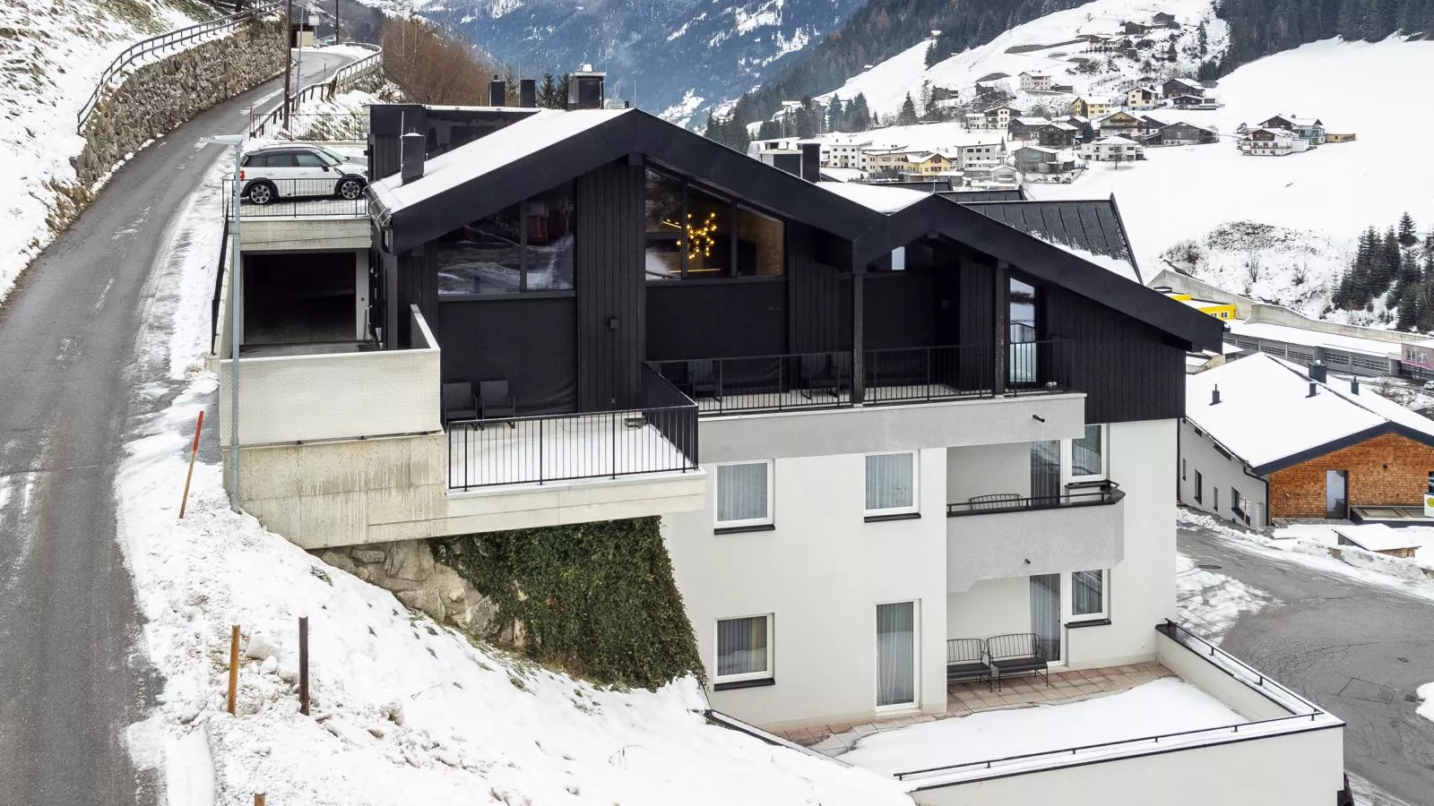 Adult Only Superior Suite-Exterior winter