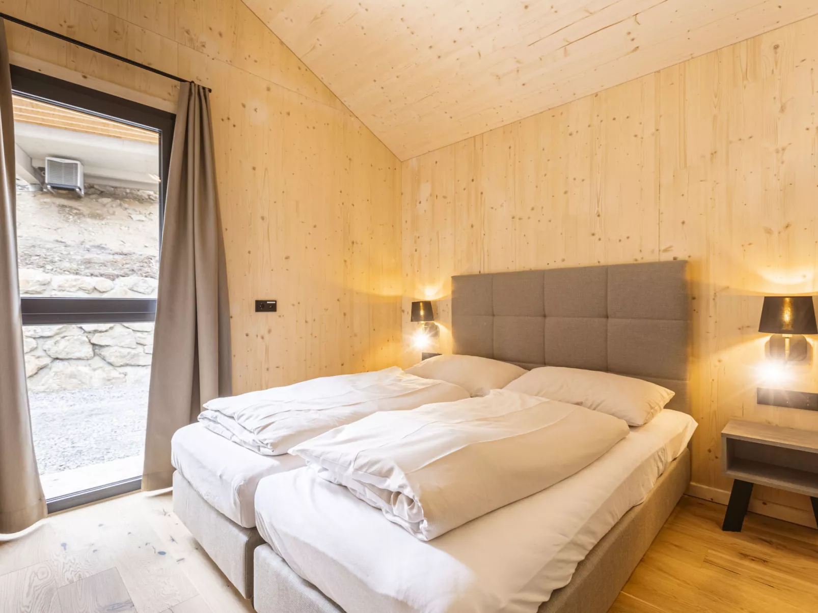 Superior #18 mit Sauna & Hot Tub-Inside