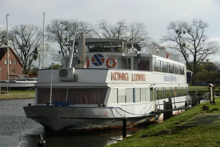 Hausboot Xenia-Gebiete Sommer 1 km