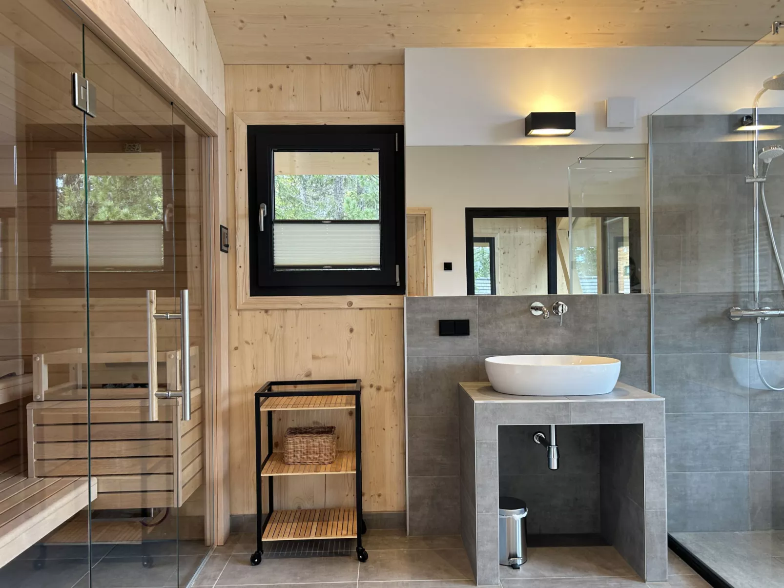Superior # 13 mit Sauna & Hot Tub-Inside