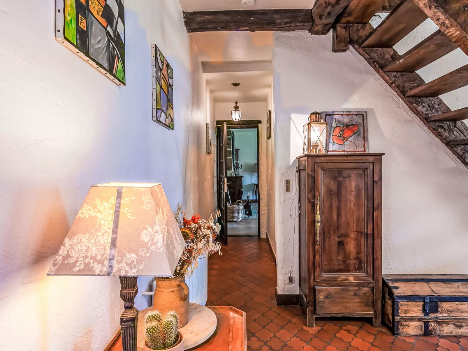 Maison Duquesne-Inside