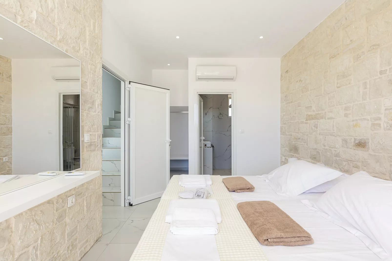 Mythos 2-Bedroom