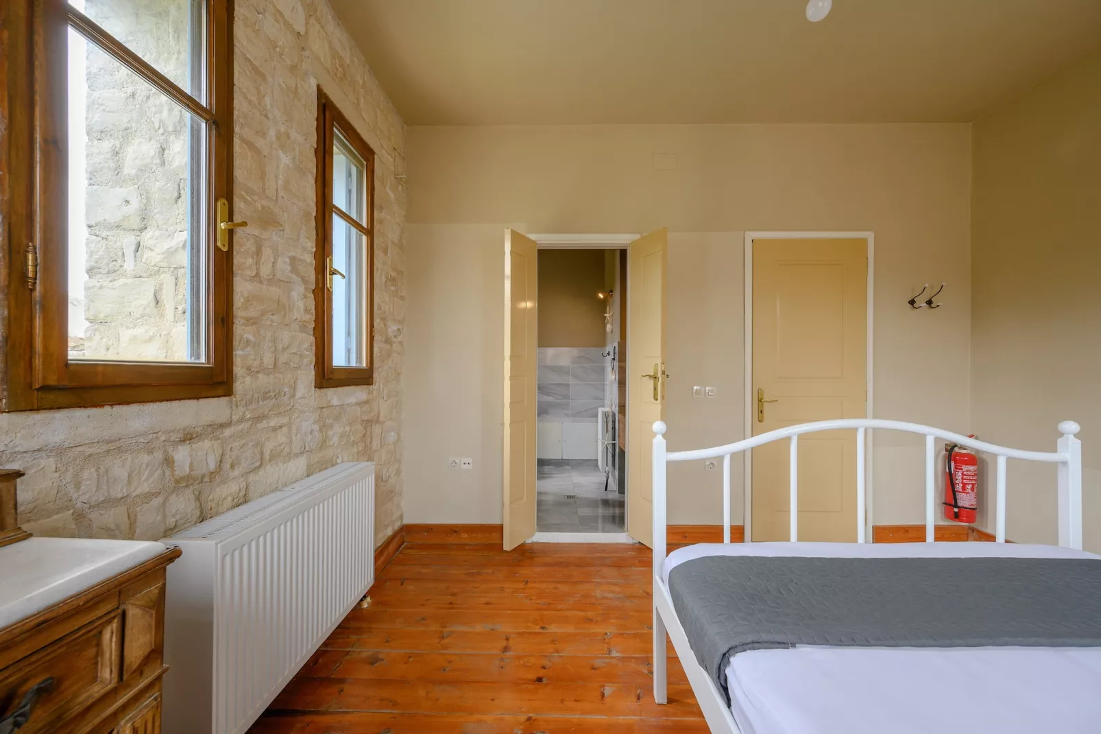 Rogalida-Bedroom