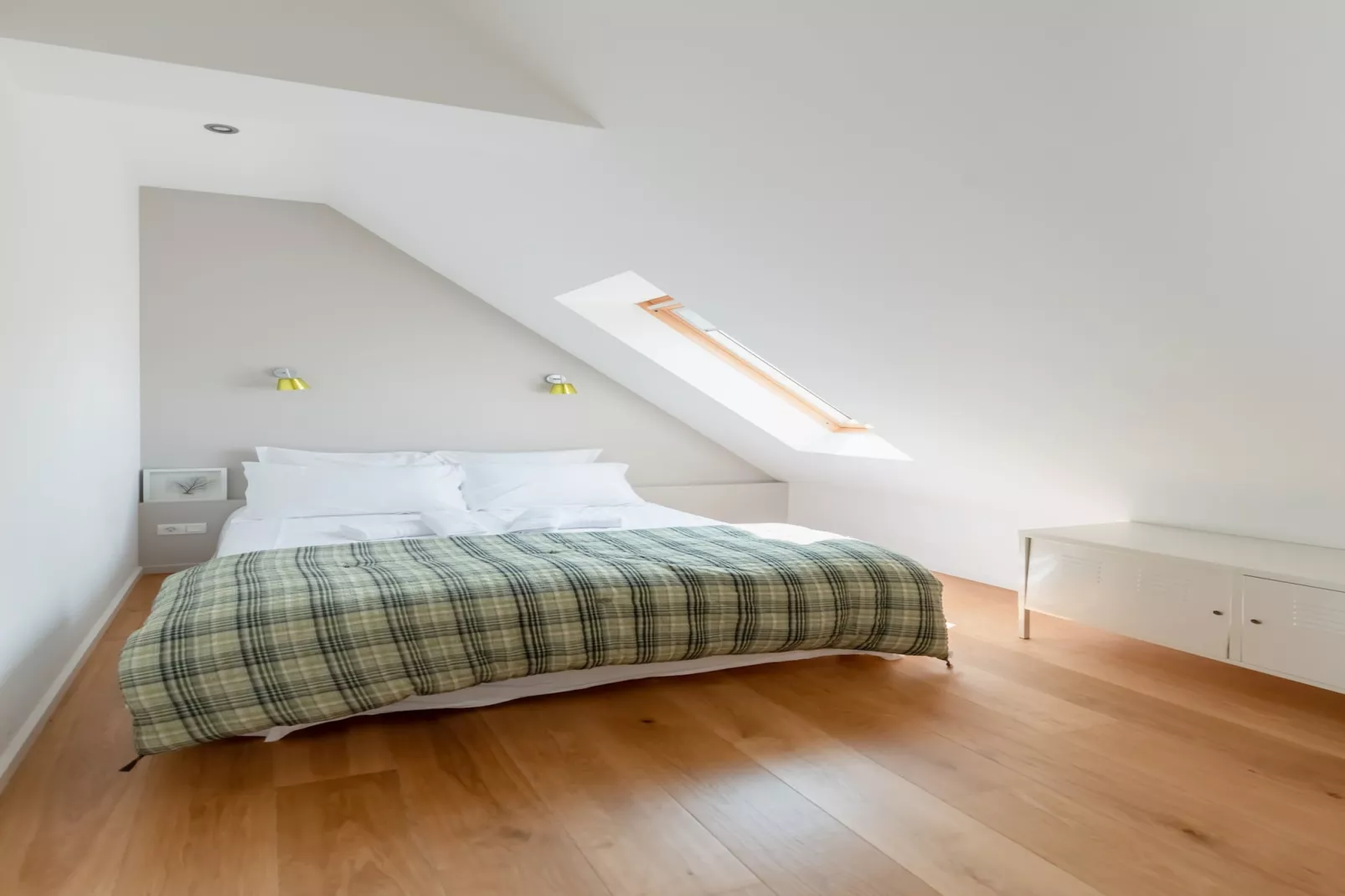 TY KOREJOU - Plouguerneau-Bedroom